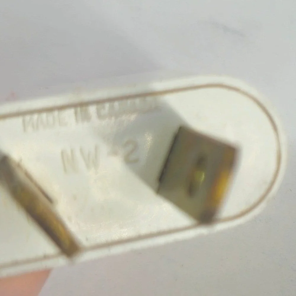 FRANZUS Travel Polarized International Electricity Adapter Plug Set M500 MISSING
